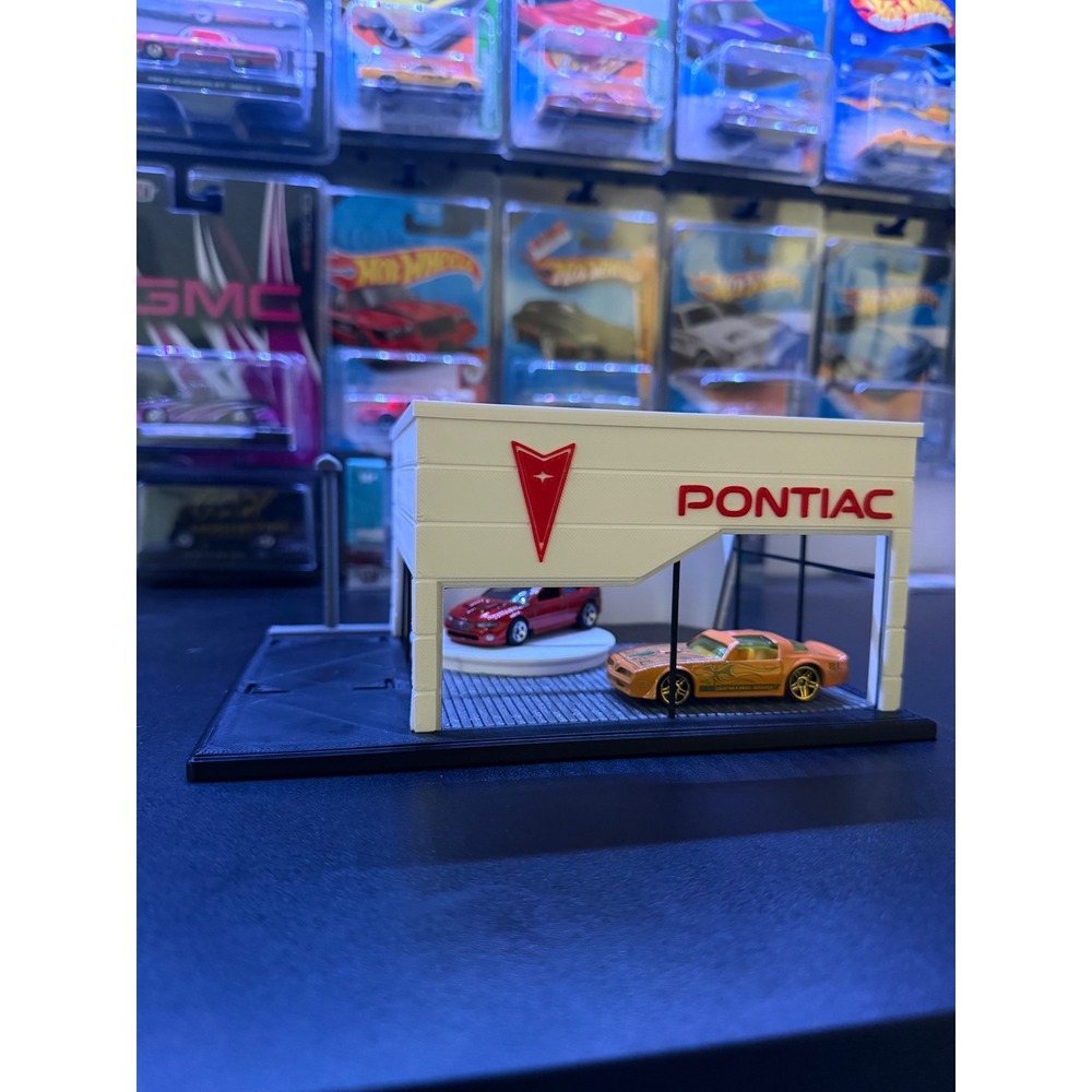 Pontiac diorama